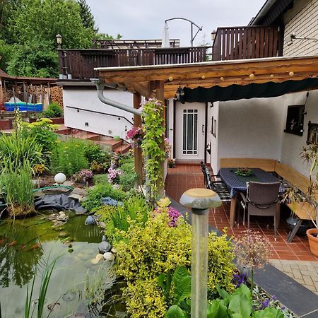 Ferienwohnung Am Oepitzer Berg Pößneck エクステリア 写真